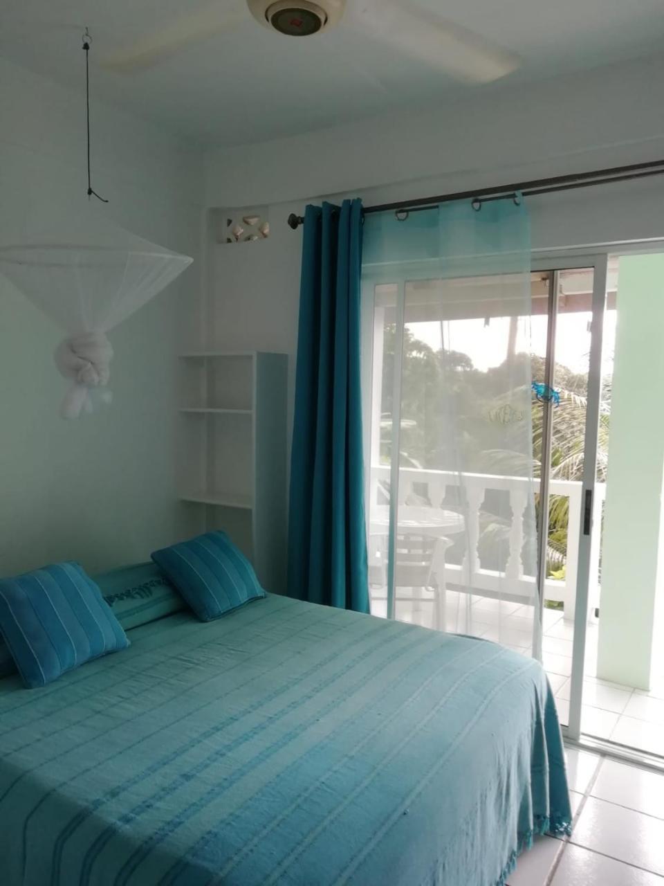 Apartment Espoir Кастри Екстериор снимка